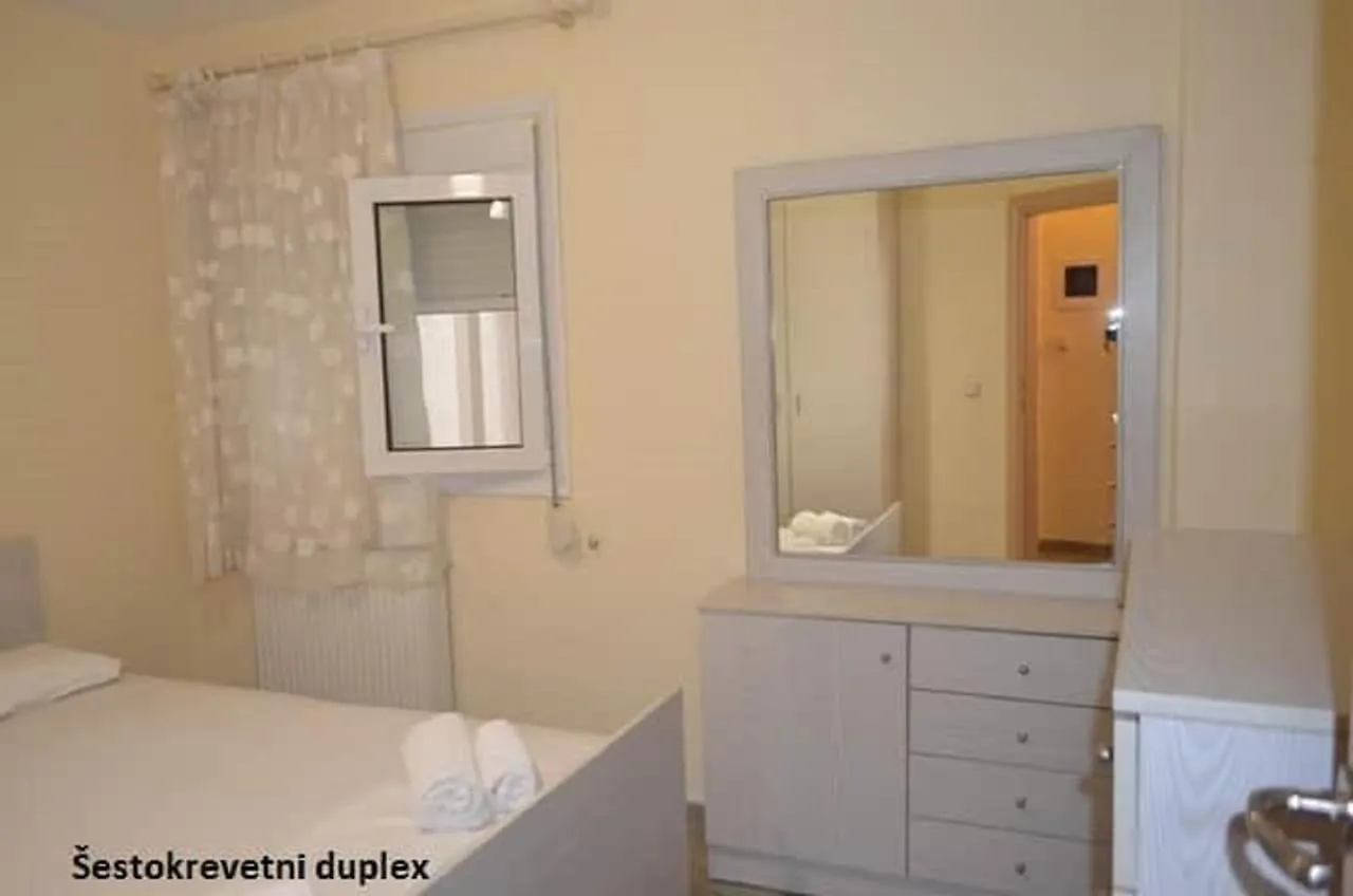 Villa Eleni-X Hanioti 0*,